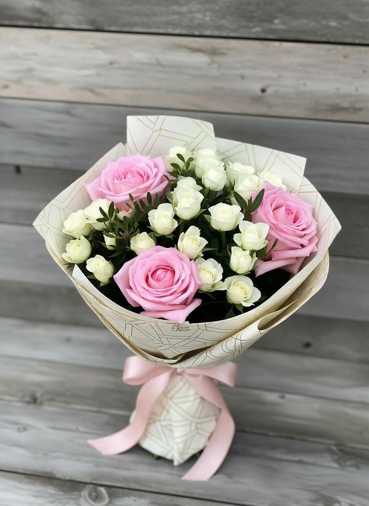 Букет цветов из: Розы в Москаленках