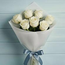 Букет 7 Белых роз Эдлесс Лав в Москаленках