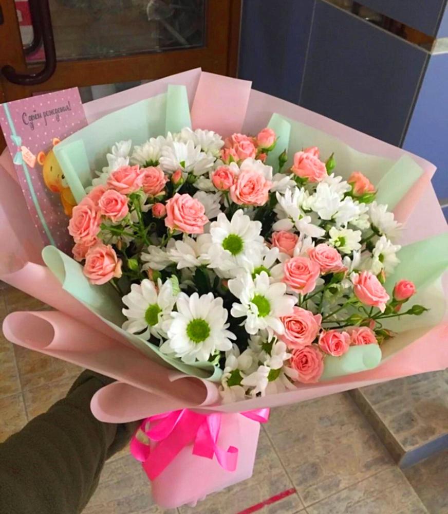 Букет цветов из: Розы и Хризантемы в Москаленках