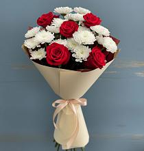 Букет цветов из:  Розы и Хризантемы в Москаленках